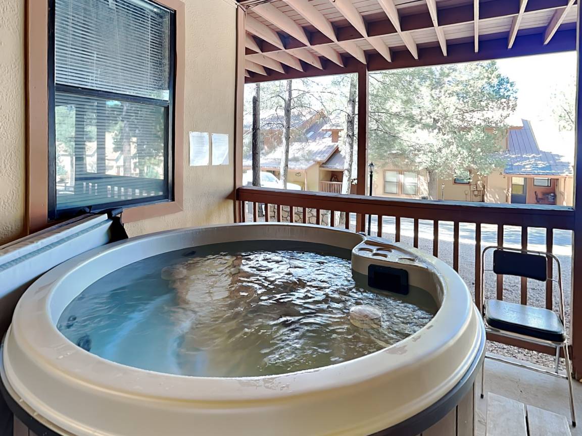 210 M² Condo ∙ 6 Bedrooms ∙ 12 Guests - Ruidoso, NM