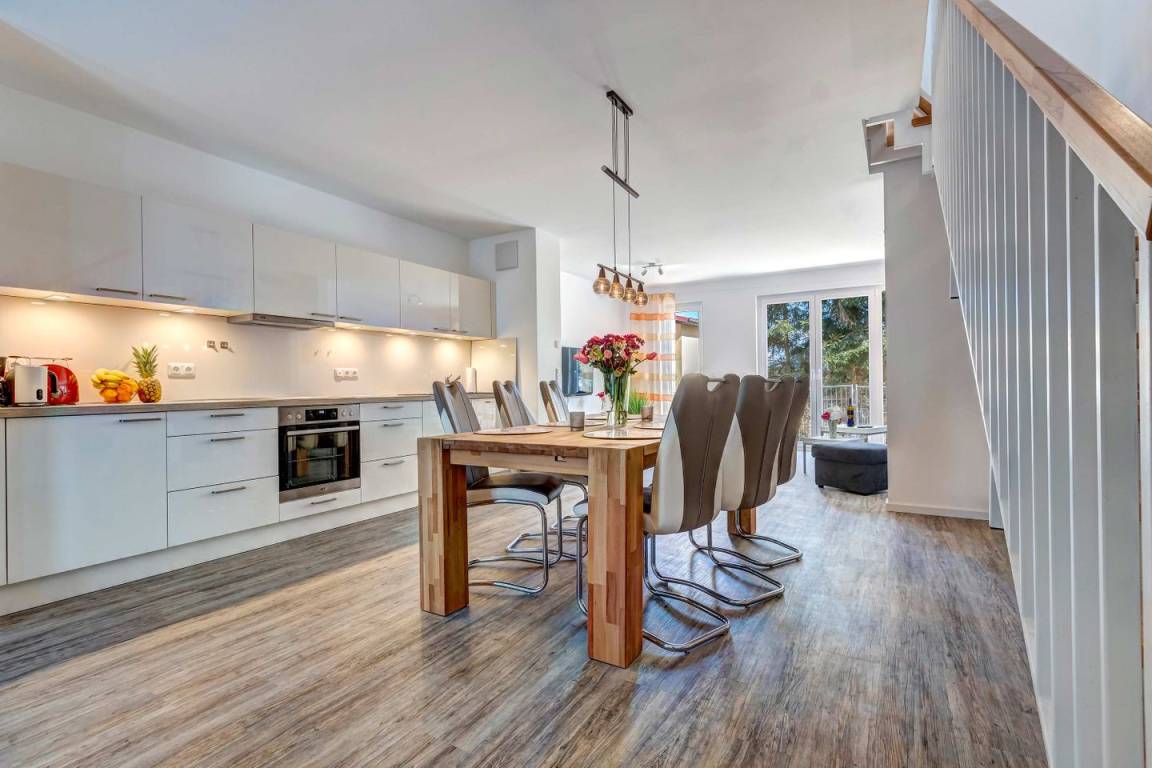 94 M² Ferienhaus ∙ 2 Schlafzimmer ∙ 5 Gäste - Rankwitz