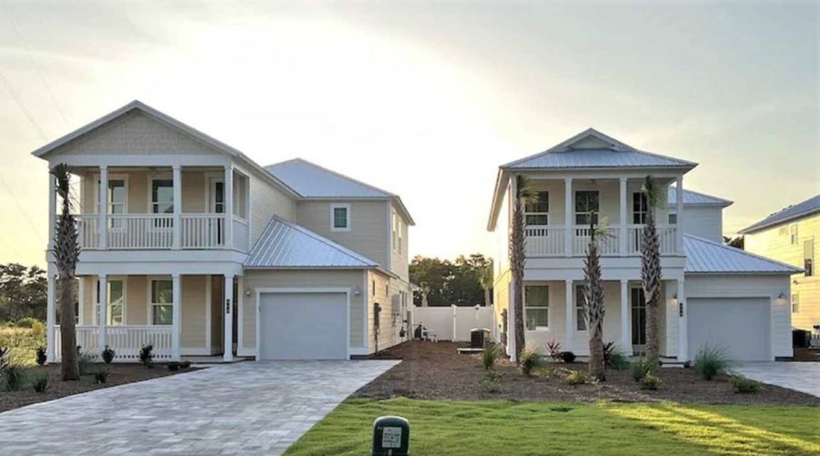 Apartment ∙ 10 Bedrooms ∙ 26 Guests - Panama City Beach, FL