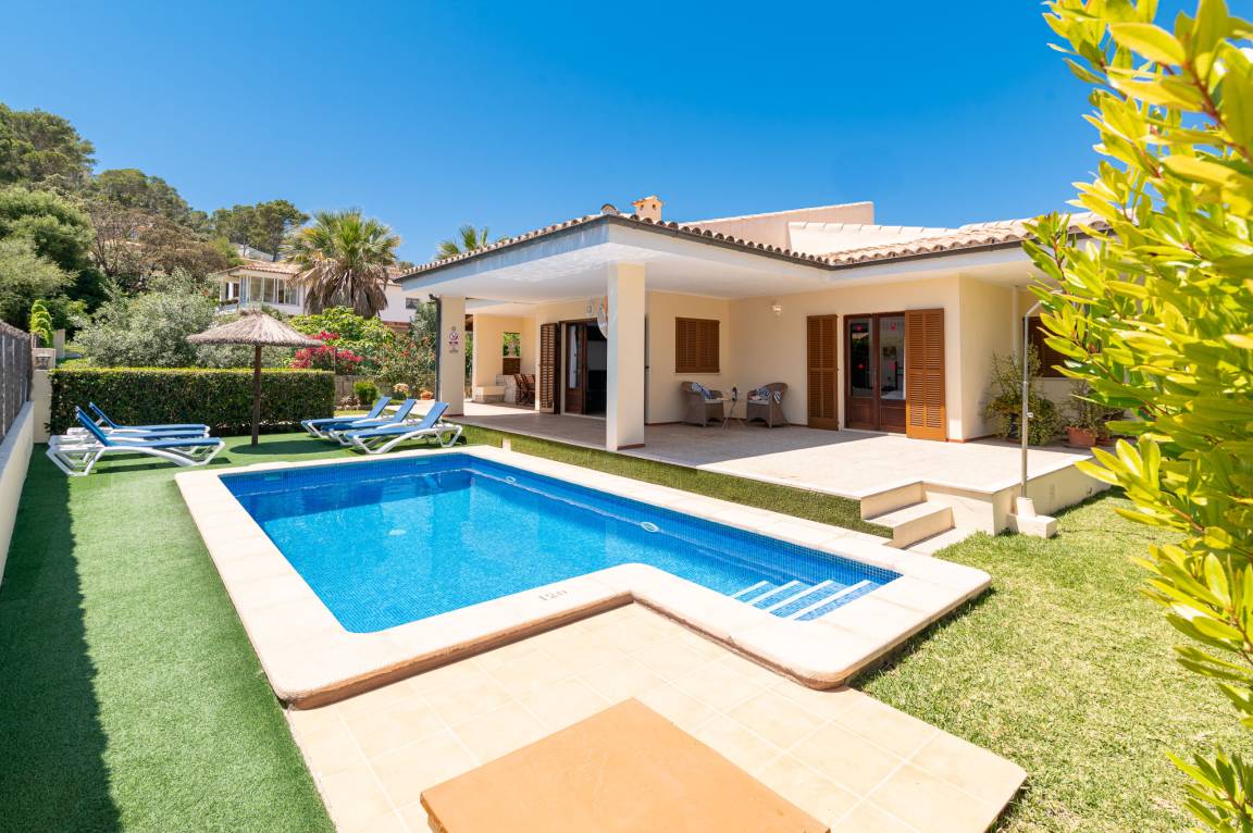 242 M² Maison De Vacances ∙ 3 Chambres ∙ 6 Personnes - Port de Pollença