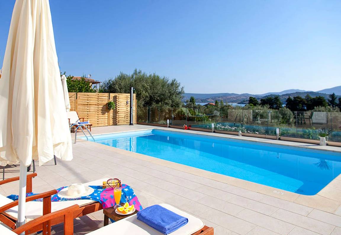 100 M² Apartment ∙ 3 Bedrooms ∙ 8 Guests - Lefkada