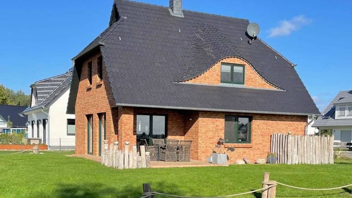 116 M² Ferienhaus ∙ 2 Schlafzimmer ∙ 5 Gäste - Karlshagen
