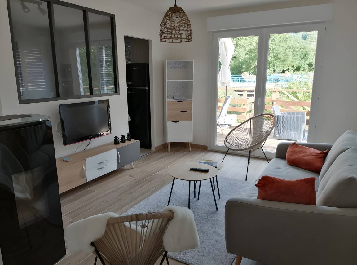 90 M² Cottage ∙ 3 Bedrooms ∙ 6 Guests - Lorraine