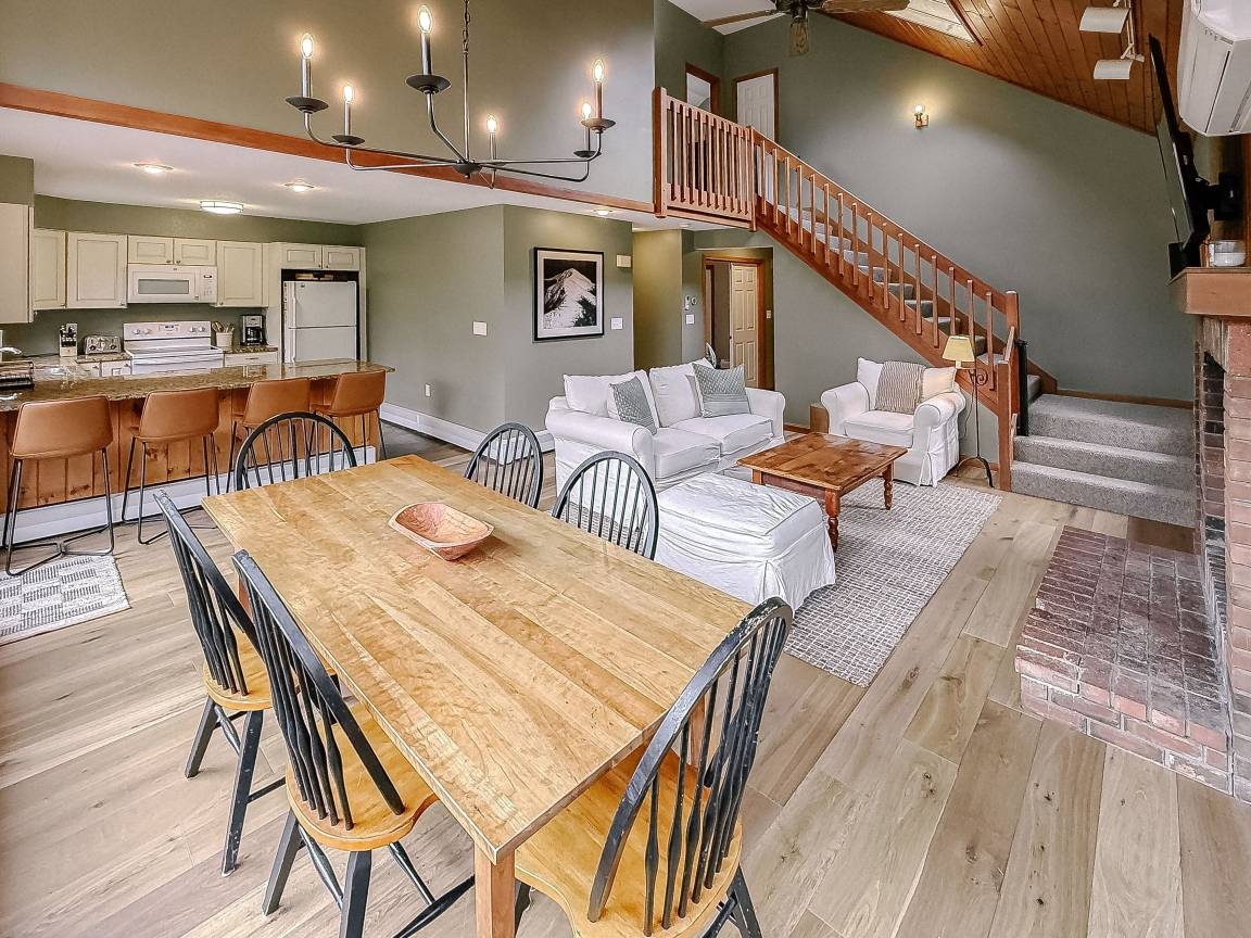 230 M² House ∙ 5 Bedrooms ∙ 12 Guests - Bretton Woods, NH