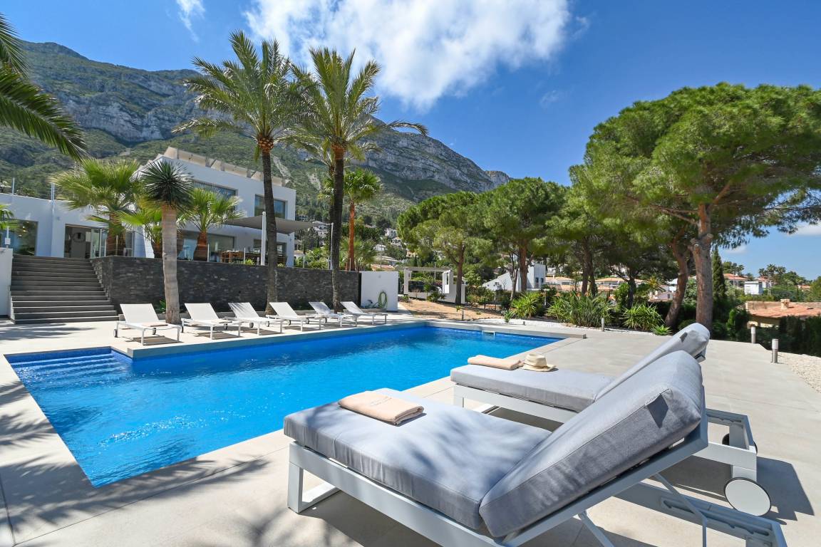 403 M² Huis ∙ 6 Slaapkamers ∙ 12 Gasten - Dénia
