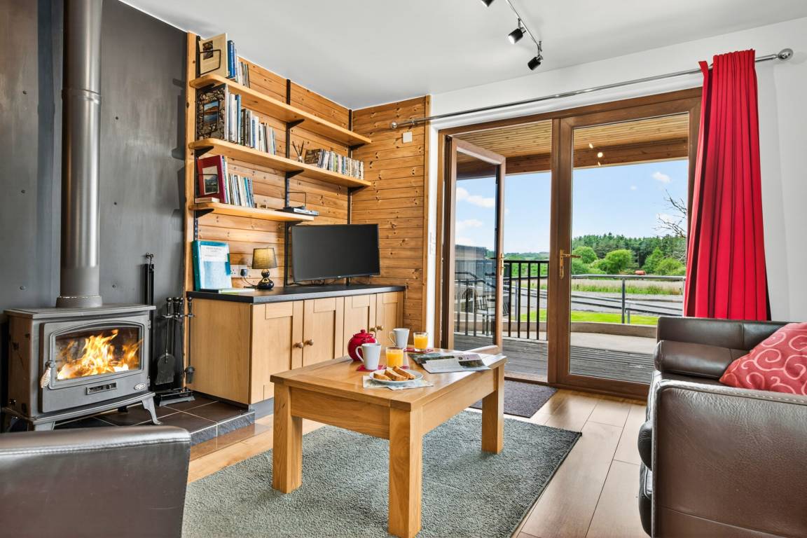 90 M² Cabin ∙ 2 Bedrooms ∙ 4 Guests - England
