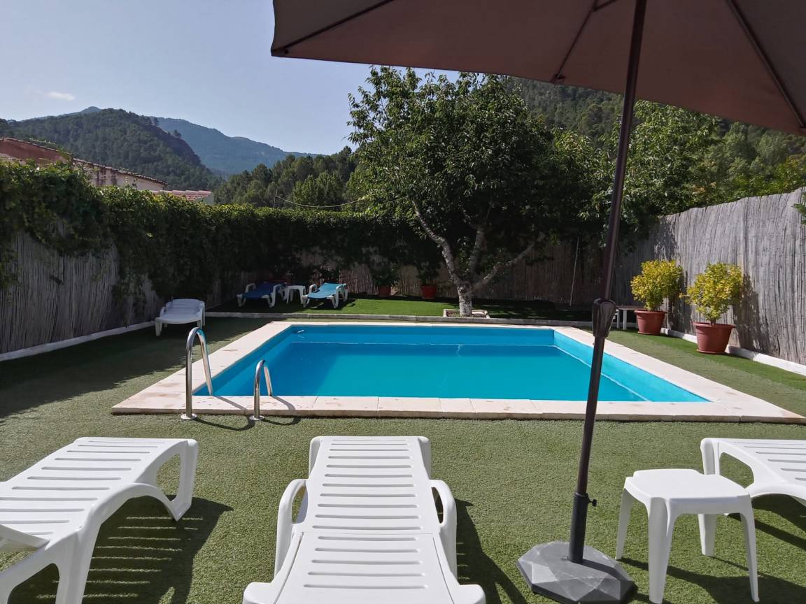 100 M² Chalet ∙ 2 Habitaciones ∙ 5 Huéspedes - Siles