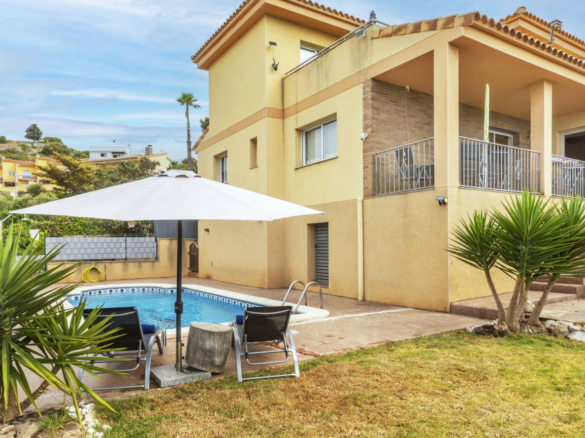95 M² Ferienhaus ∙ 3 Schlafzimmer ∙ 6 Gäste - Segur de Calafell