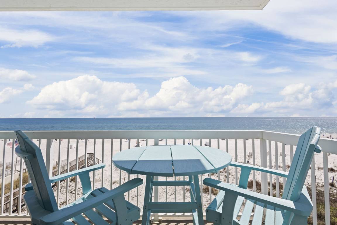 Apartment ∙ 2 Bedrooms ∙ 6 Guests - Gulf Shores, AL