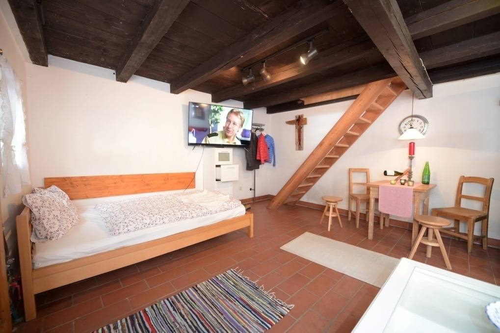 83 m² Ferienwohnung ∙ 1 Schlafzimmer ∙ 4 Gäste – Bild 12
