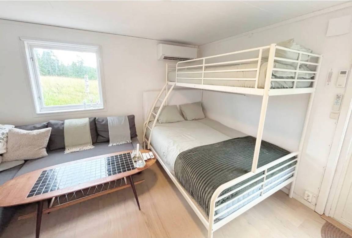 35 M² Studio Flat ∙ 1 Bedroom ∙ 5 Guests - Göteborg Landvetter Airport (GOT)