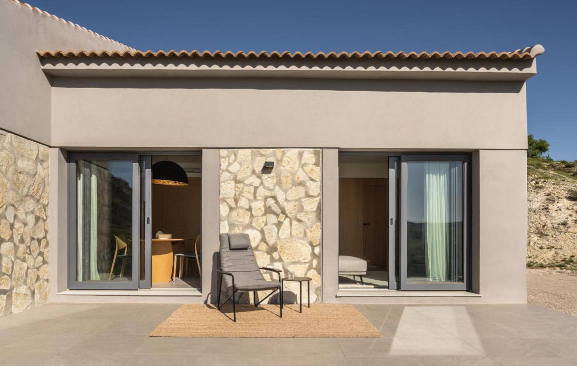 102 M² Villa ∙ 2 Bedrooms ∙ 4 Guests - Bobadilla