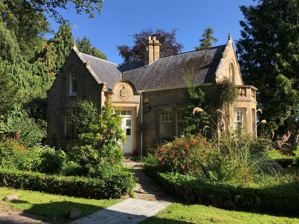 Cottage ∙ 2 Bedrooms ∙ 4 Guests - Findhorn