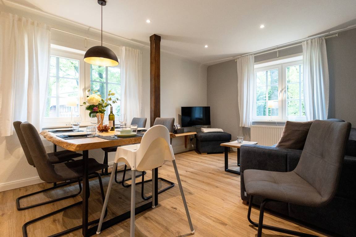 60 m² Ferienwohnung ∙ 2 Schlafzimmer ∙ 4 Gäste – Bild 3