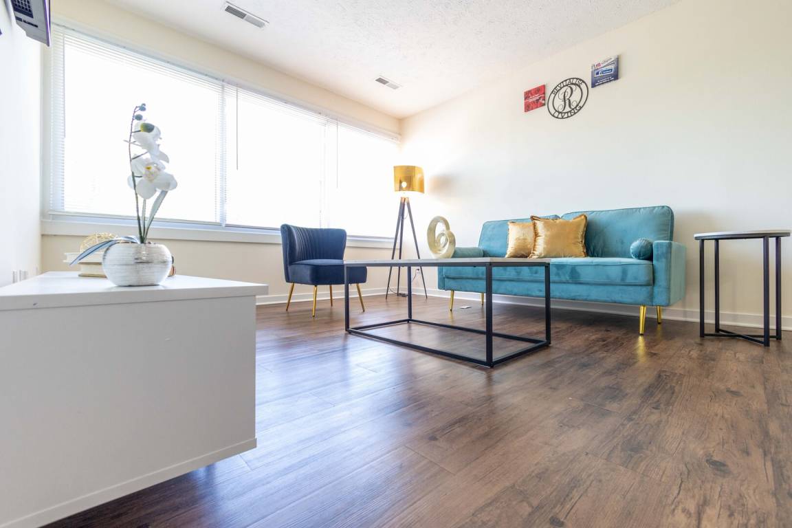 63 M² Apartamento ∙ 1 Habitación ∙ 2 Huéspedes - Cleveland