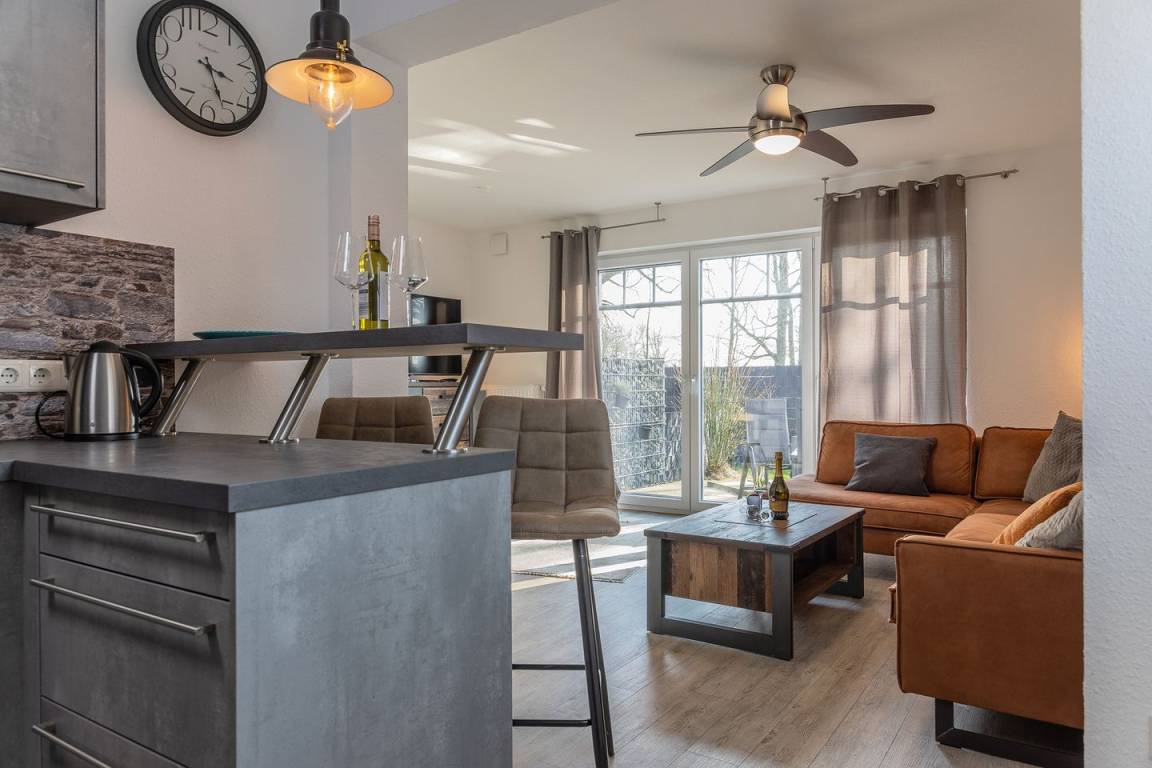 75 M² Ferienhaus ∙ 2 Schlafzimmer ∙ 4 Gäste - Neuharlingersiel