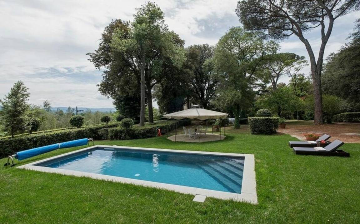 632 M² Villa ∙ 5 Schlafzimmer ∙ 10 Gäste - Florenz