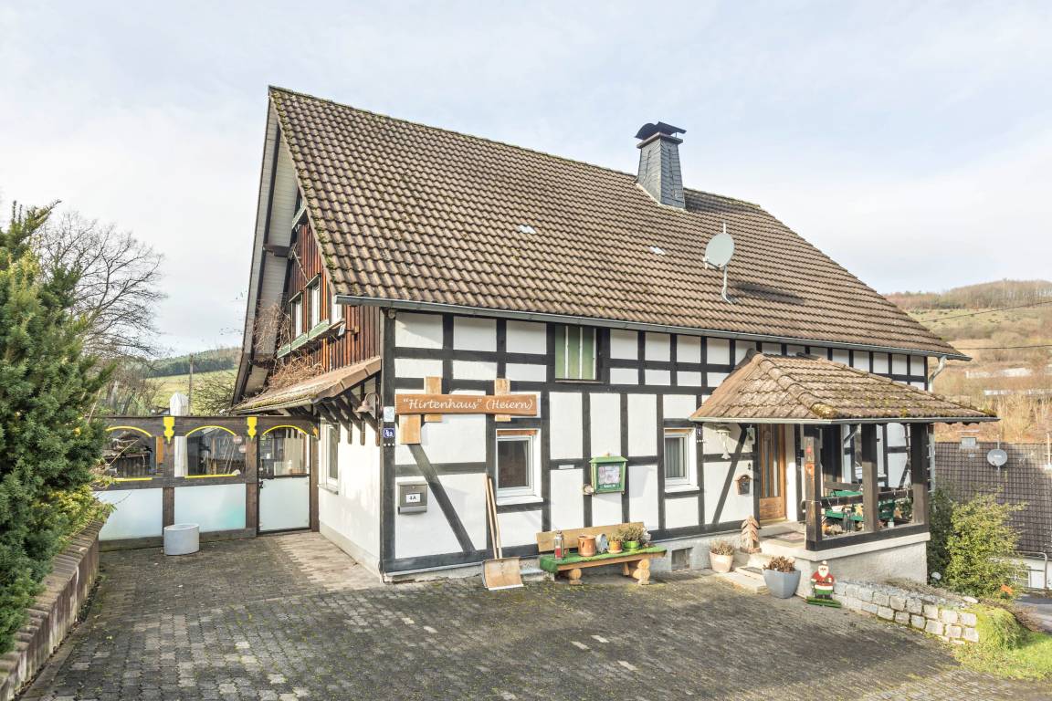 40 M² Ferienwohnung ∙ 1 Schlafzimmer ∙ 3 Gäste - Olpe