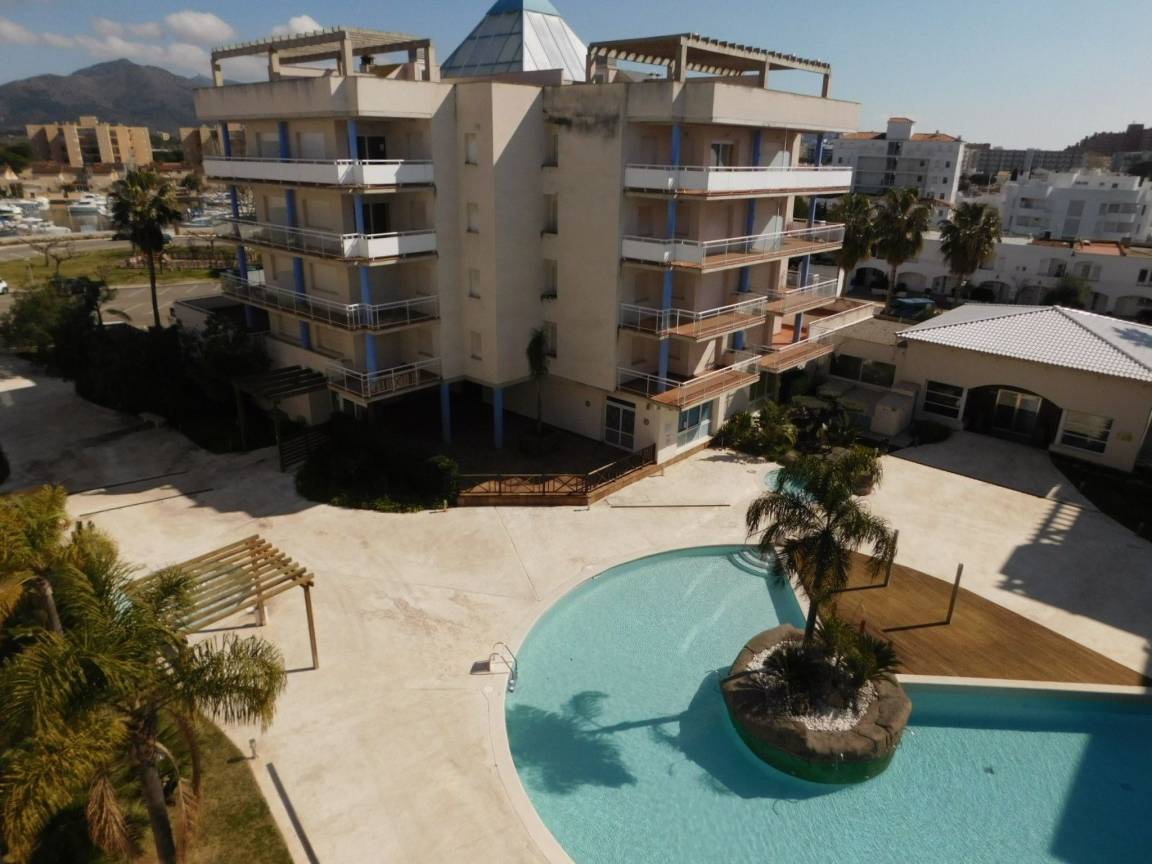 48 M² Ferienwohnung ∙ 2 Schlafzimmer ∙ 6 Gäste - Empuriabrava