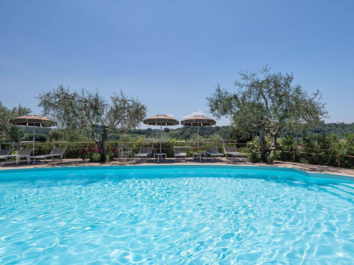 40 M² Apartamento ∙ 1 Habitación ∙ 2 Huéspedes - Poggibonsi