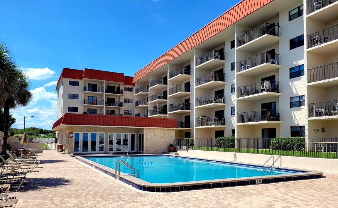 Condo ∙ 1 Bedroom ∙ 2 Guests - New Smyrna Beach, FL