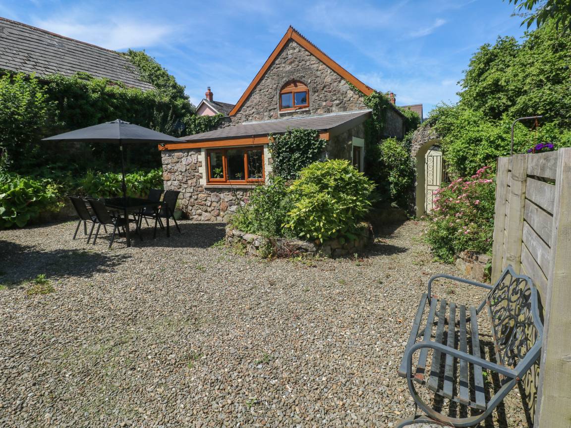 Cottage ∙ 2 Bedrooms ∙ 5 Guests - Narberth