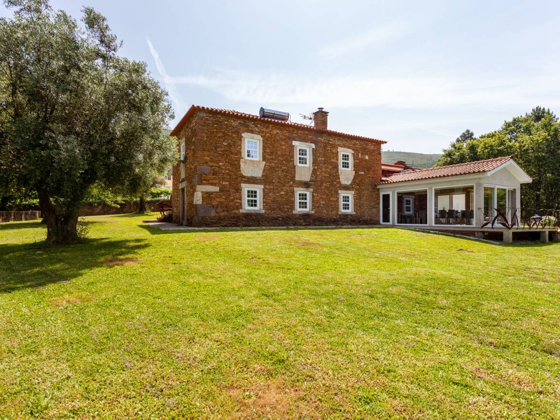 230 M² Huis ∙ 3 Slaapkamers ∙ 6 Gasten - Caminha