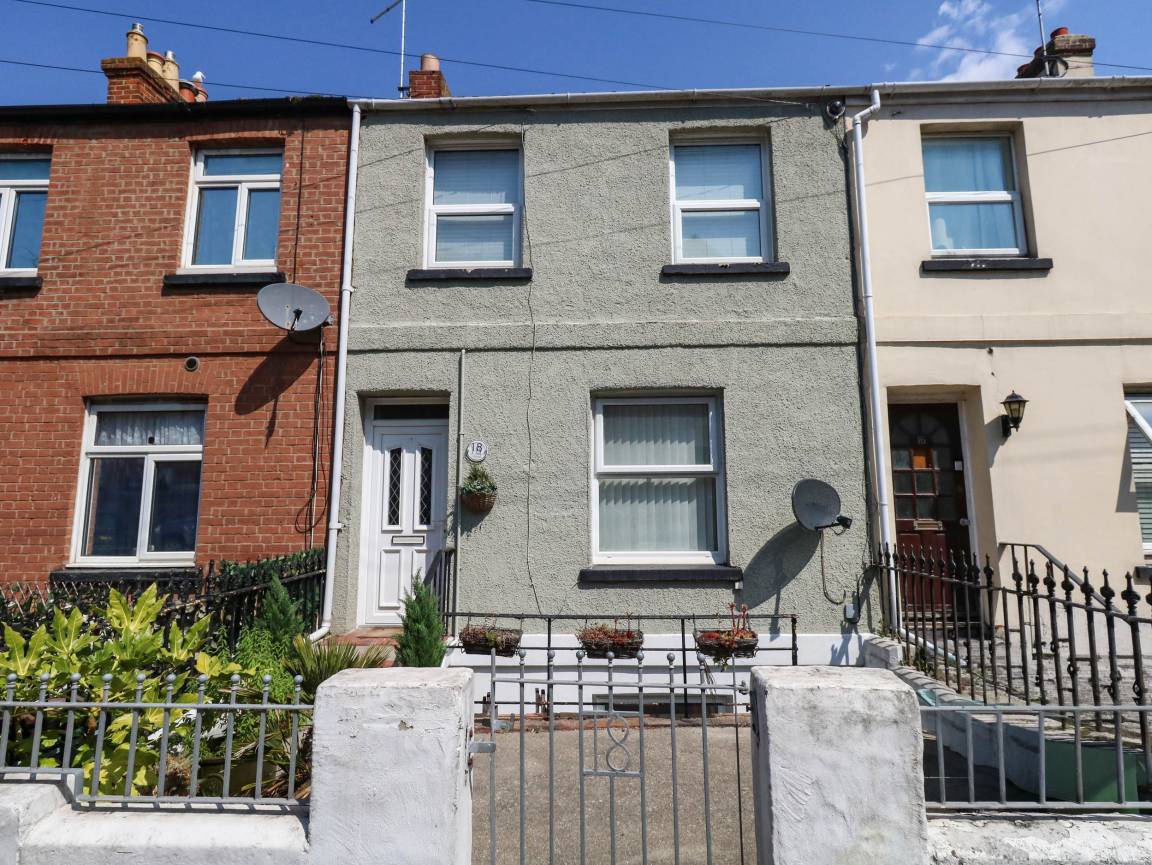 Cottage ∙ 3 Bedrooms ∙ 6 Guests - Weymouth