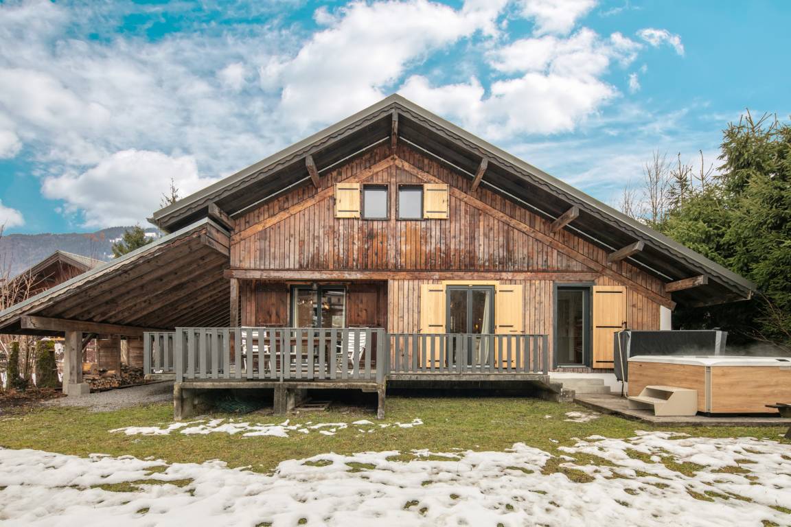 110 M² Chalet ∙ 4 Bedrooms ∙ 8 Guests - Morillon
