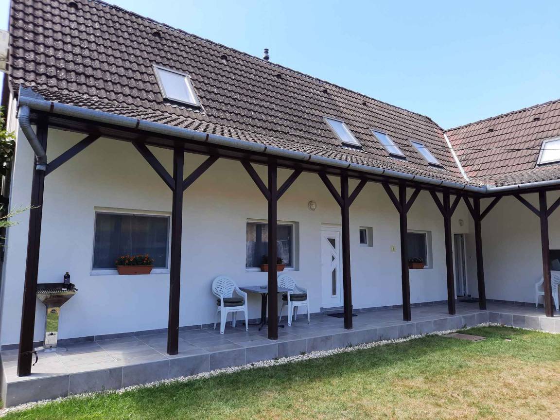 90 M² Apartament ∙ 2 Sypialnie ∙ 5 Gości - Balatonboglár