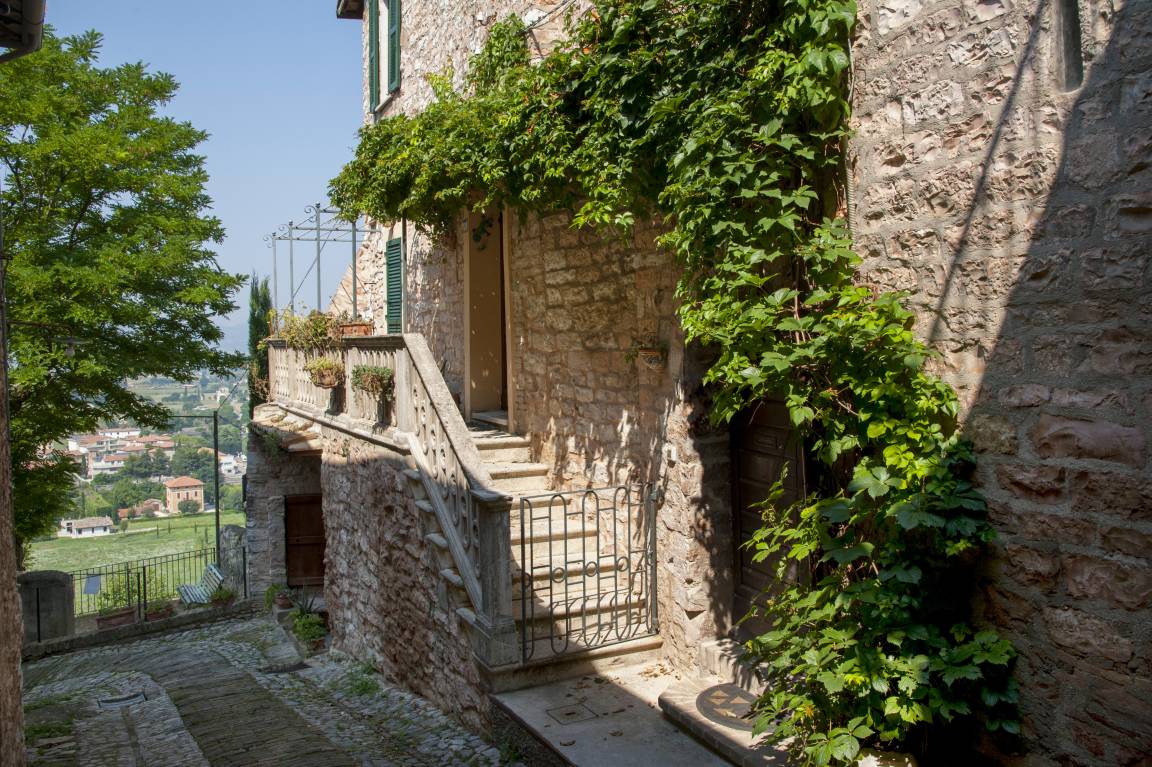 120 M² Apartment ∙ 1 Bedroom ∙ 3 Guests - Foligno