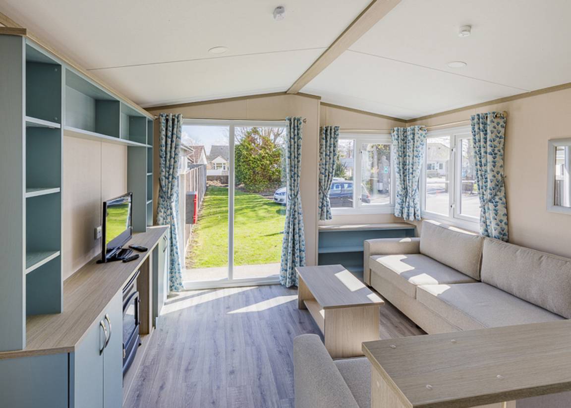 Caravan ∙ 2 Bedrooms ∙ 4 Guests - Wales