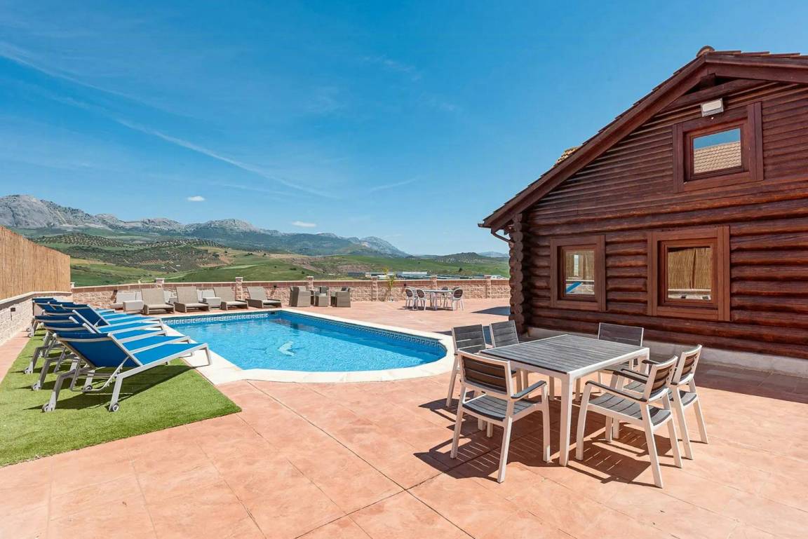 250 M² Maison De Vacances ∙ 4 Chambres ∙ 15 Personnes - Casabermeja