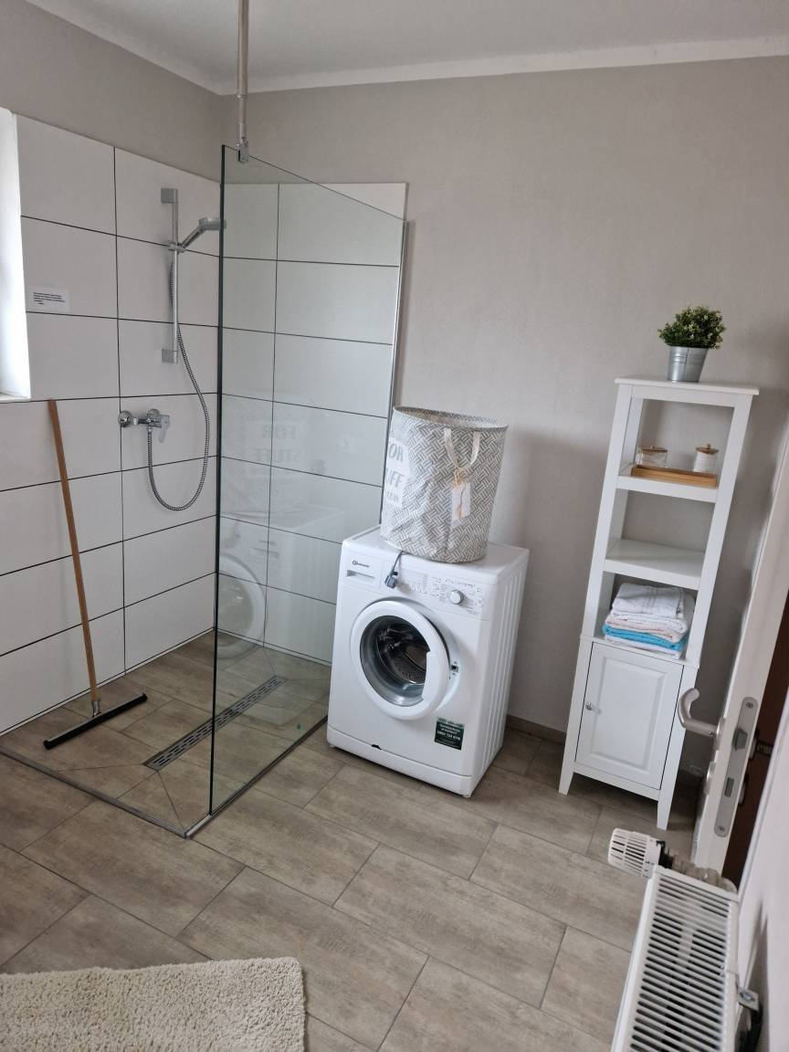 100 m² Ferienwohnung ∙ 2 Schlafzimmer ∙ 4 Gäste – Bild 9
