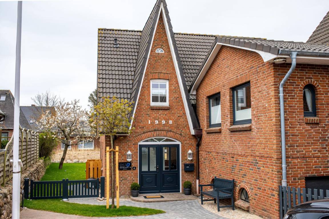 135 M² Ferienhaus ∙ 2 Schlafzimmer ∙ 4 Gäste - Sylt