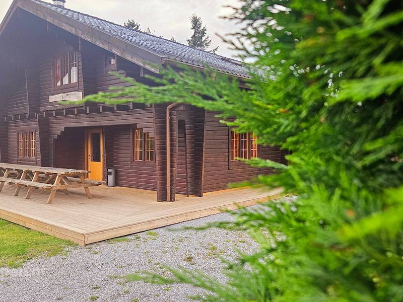 Chalet ∙ 8 Bedrooms ∙ 22 Guests - Belgien