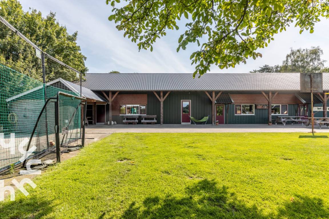418 M² Dom ∙ 15 Sypialni ∙ 30 Gości - Winterswijk