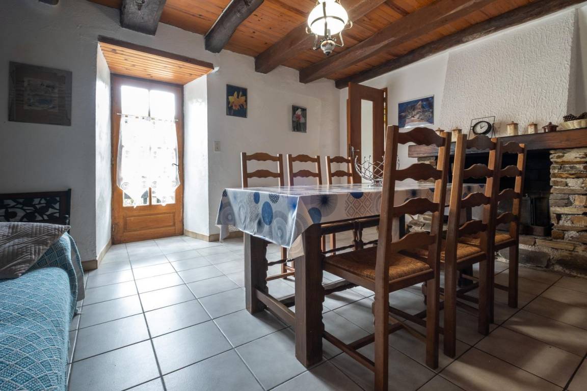 75 m² Gîte ∙ 2 Schlafzimmer ∙ 6 Gäste – Bild 9