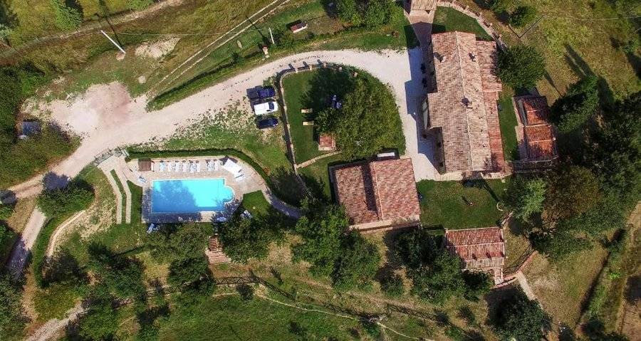 Casa a San Martino In Colle con piscina e barbecue