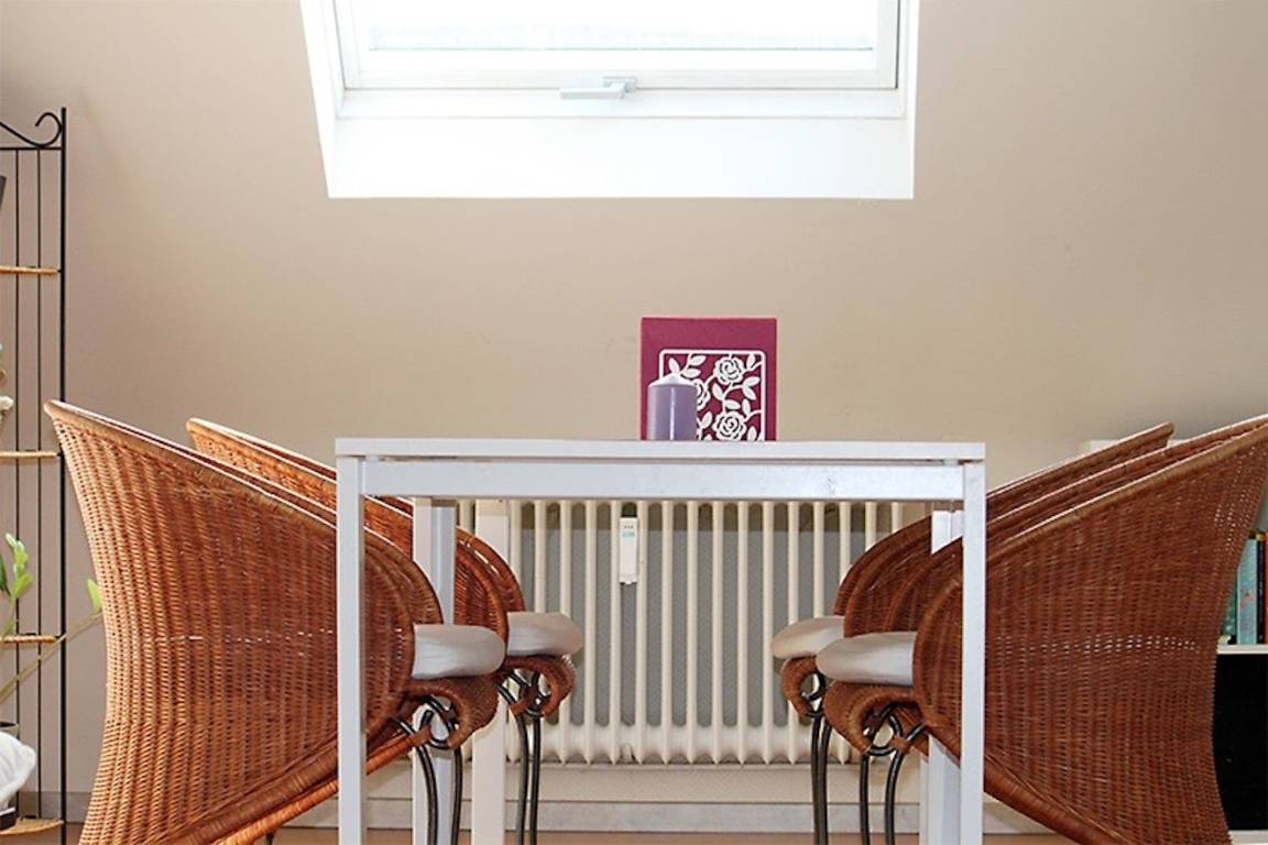 75 M² Ferienwohnung ∙ 2 Schlafzimmer ∙ 4 Gäste - Heidelberg