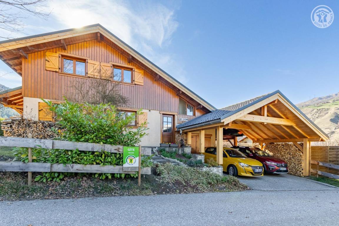104 m&sup2; G&icirc;te 3 Schlafzimmer 6 G&auml;ste