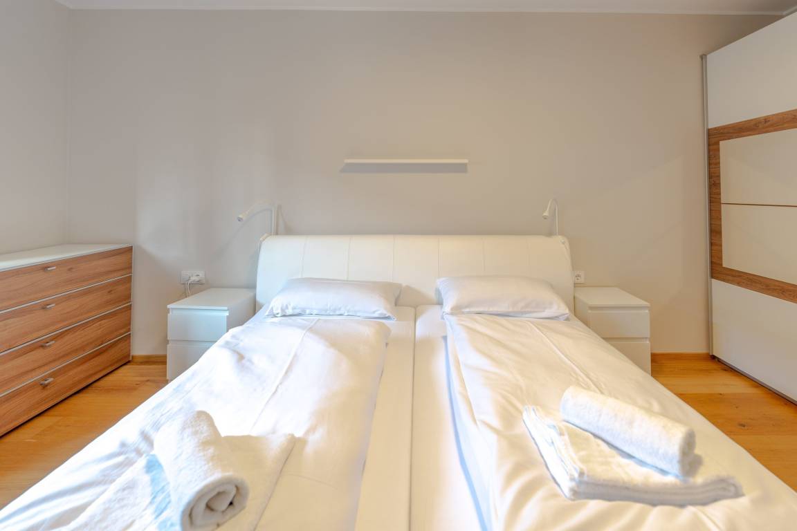74 m² Ferienwohnung ∙ 1 Schlafzimmer ∙ 4 Gäste – Bild 11