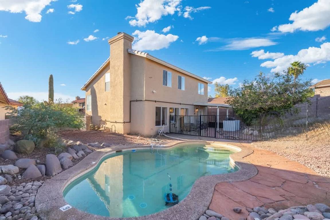 Apartment ∙ 3 Bedrooms ∙ 6 Guests - Marana, AZ