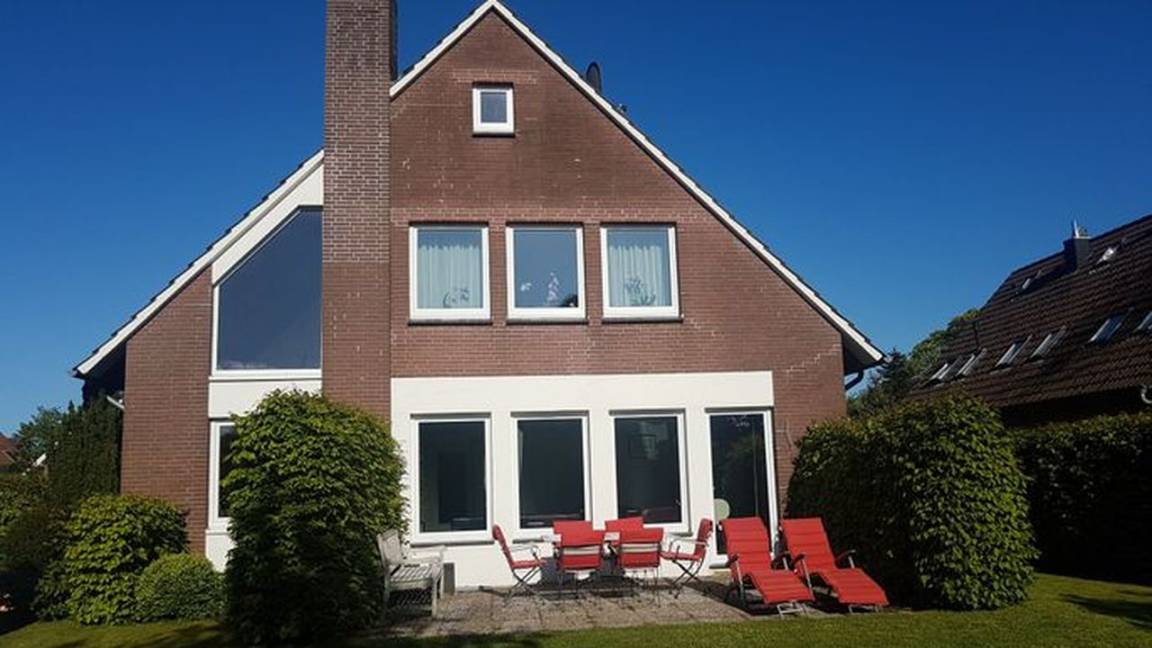 95 M² Ferienwohnung ∙ 2 Schlafzimmer ∙ 5 Gäste - Varel