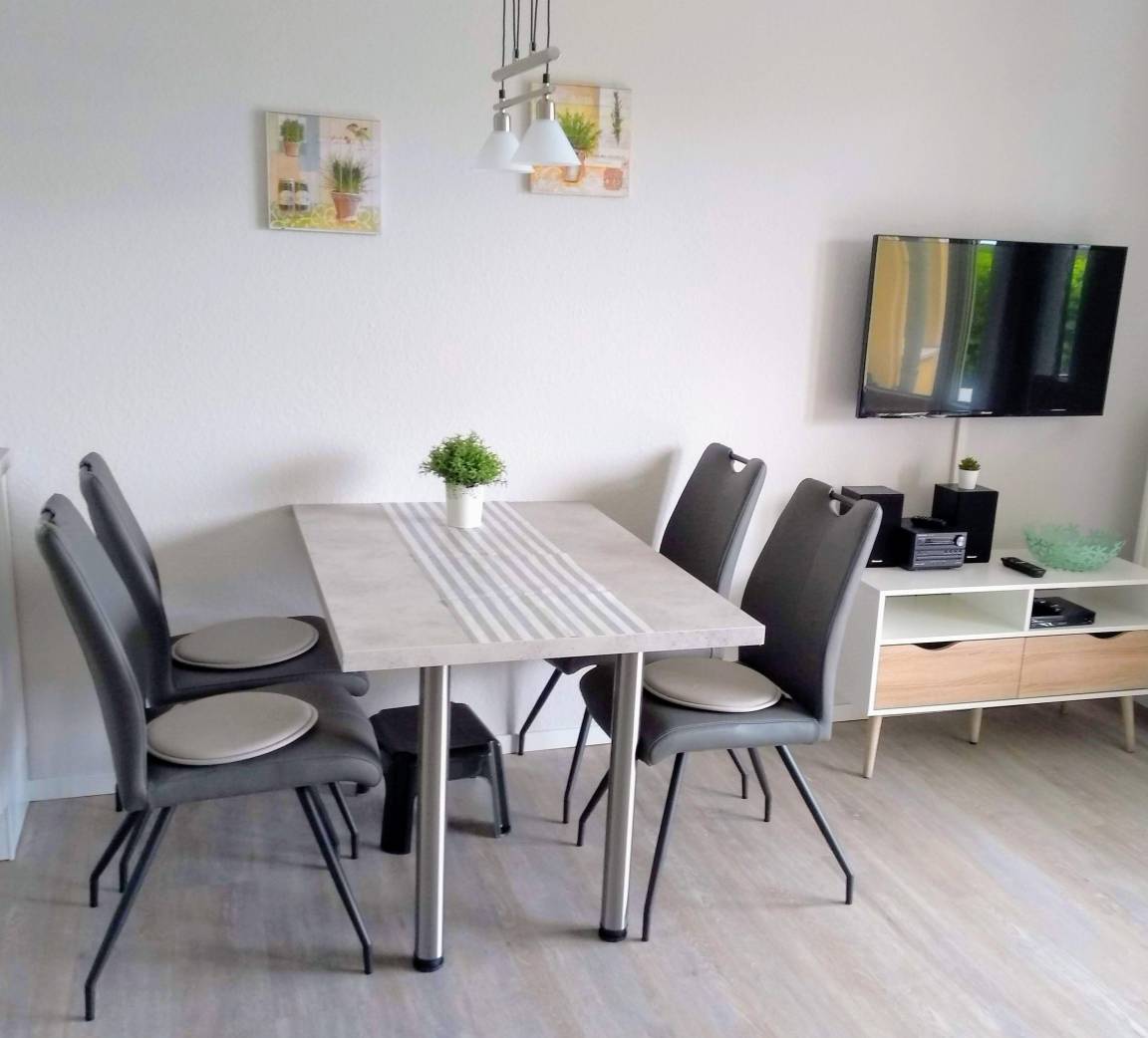 60 M² Ferienwohnung ∙ 2 Schlafzimmer ∙ 4 Gäste - Boltenhagen