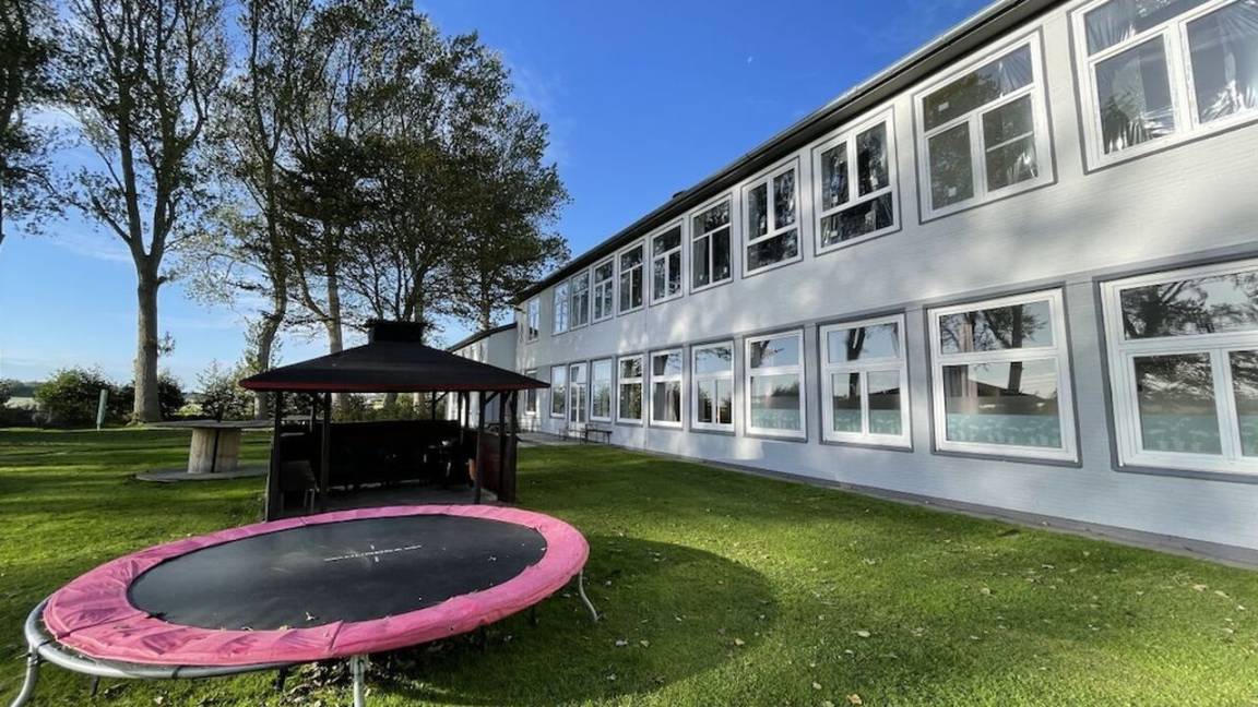 200 M² Ferienwohnung ∙ 8 Gäste - Westerdeichstrich