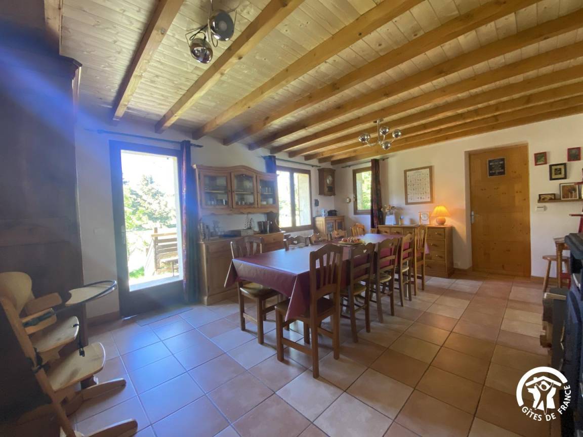 130 m² Gîte ∙ 6 Schlafzimmer ∙ 12 Gäste – Bild 18
