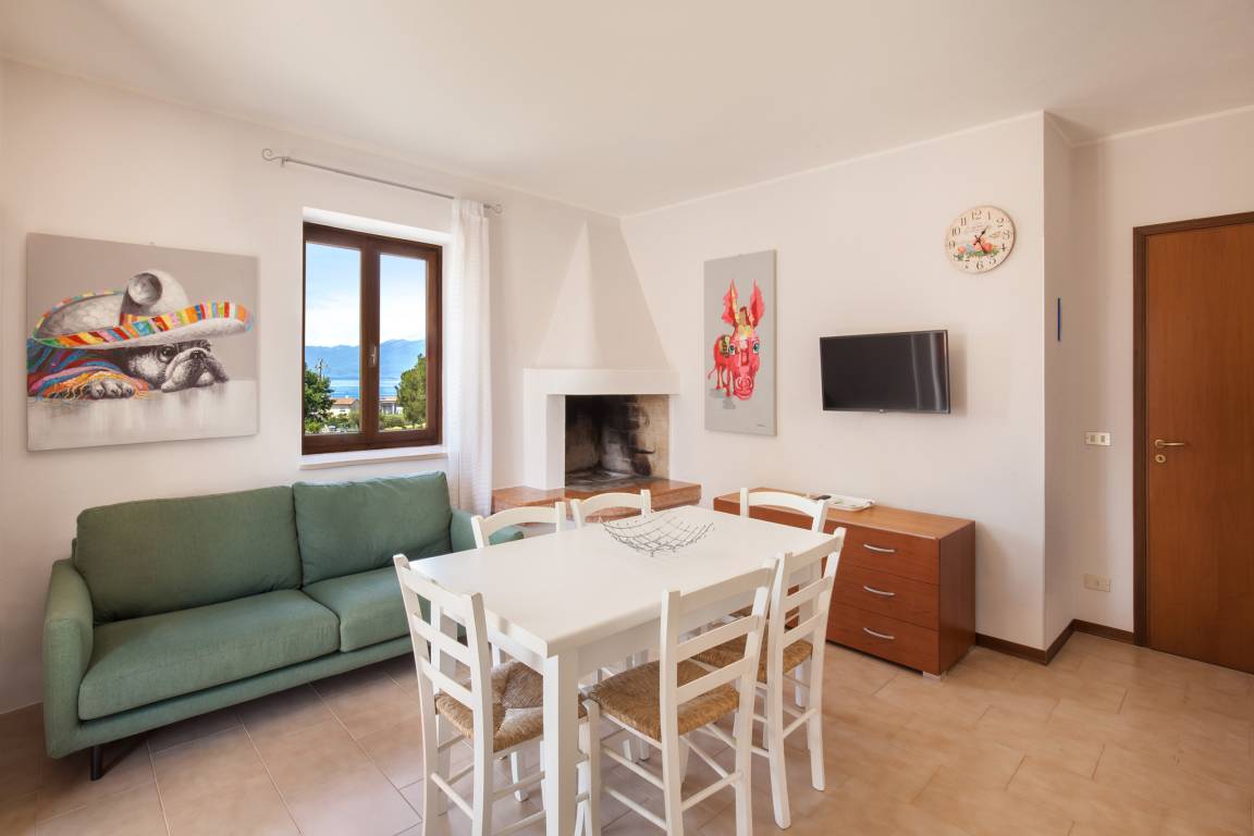 90 M² Appartement ∙ 3 Chambres ∙ 6 Personnes - Lazise