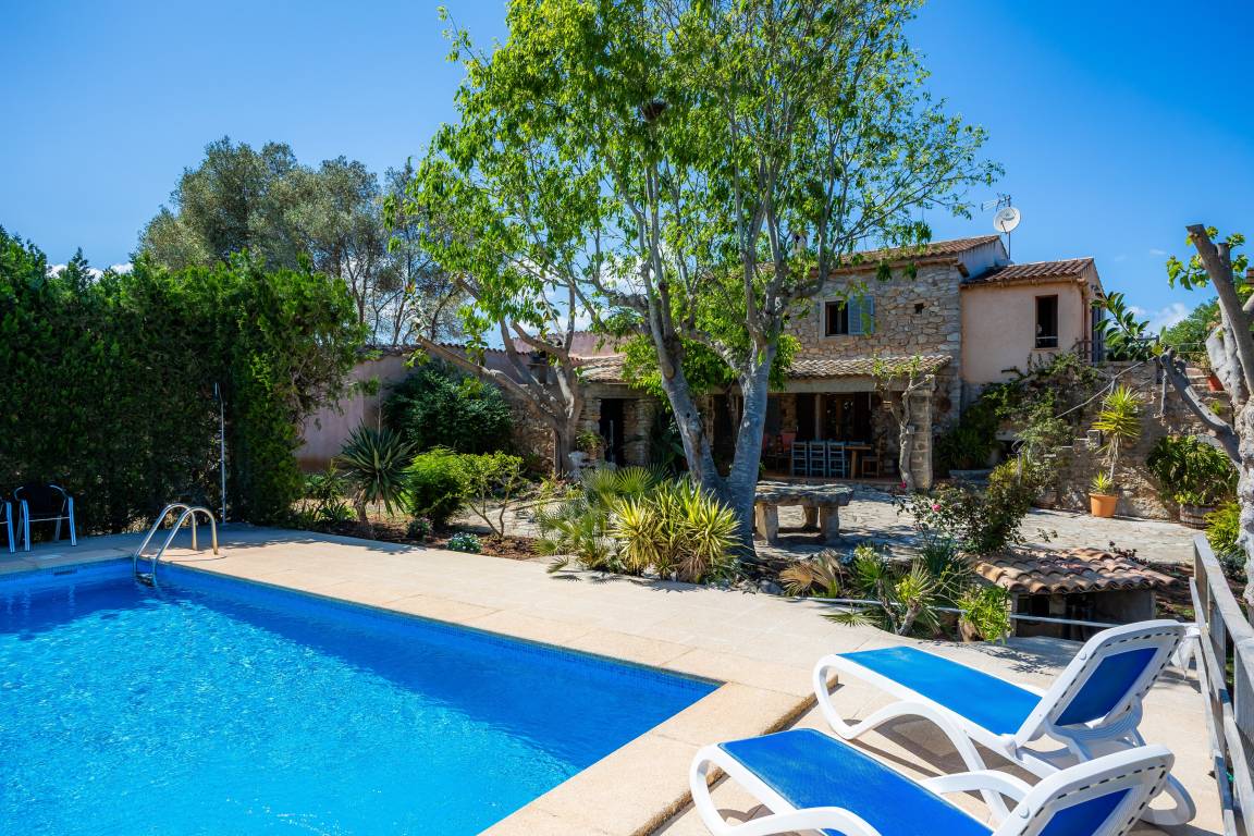 126 M² Villa ∙ 4 Bedrooms ∙ 8 Guests - Cala Millor