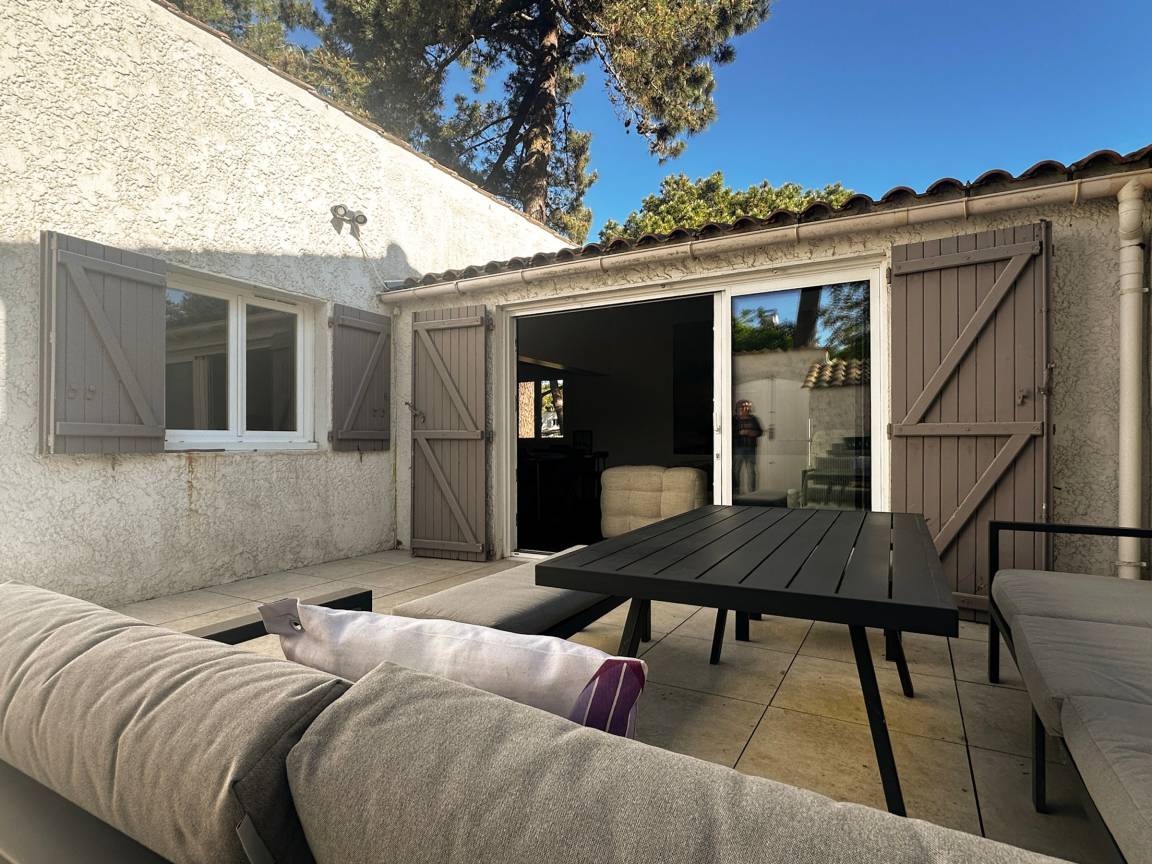 80 M² House ∙ 3 Bedrooms ∙ 8 Guests - La Palmyre